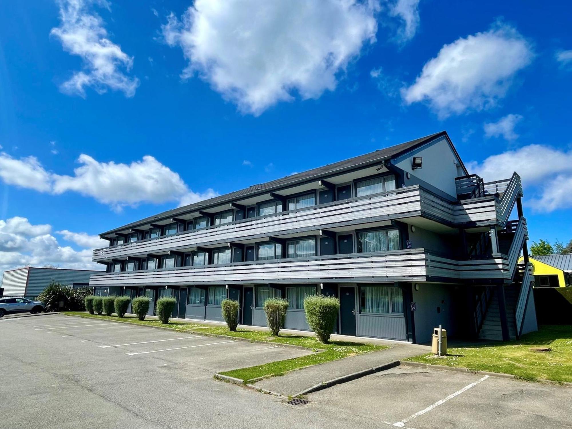 Brit Hotel Confort Morlaix Saint-Martin-des-Champs  Buitenkant foto
